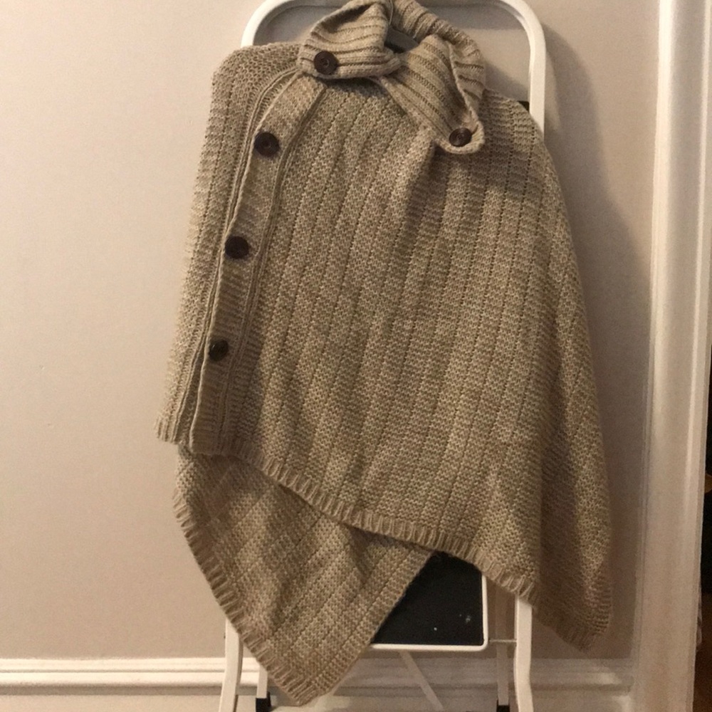 Beige poncho